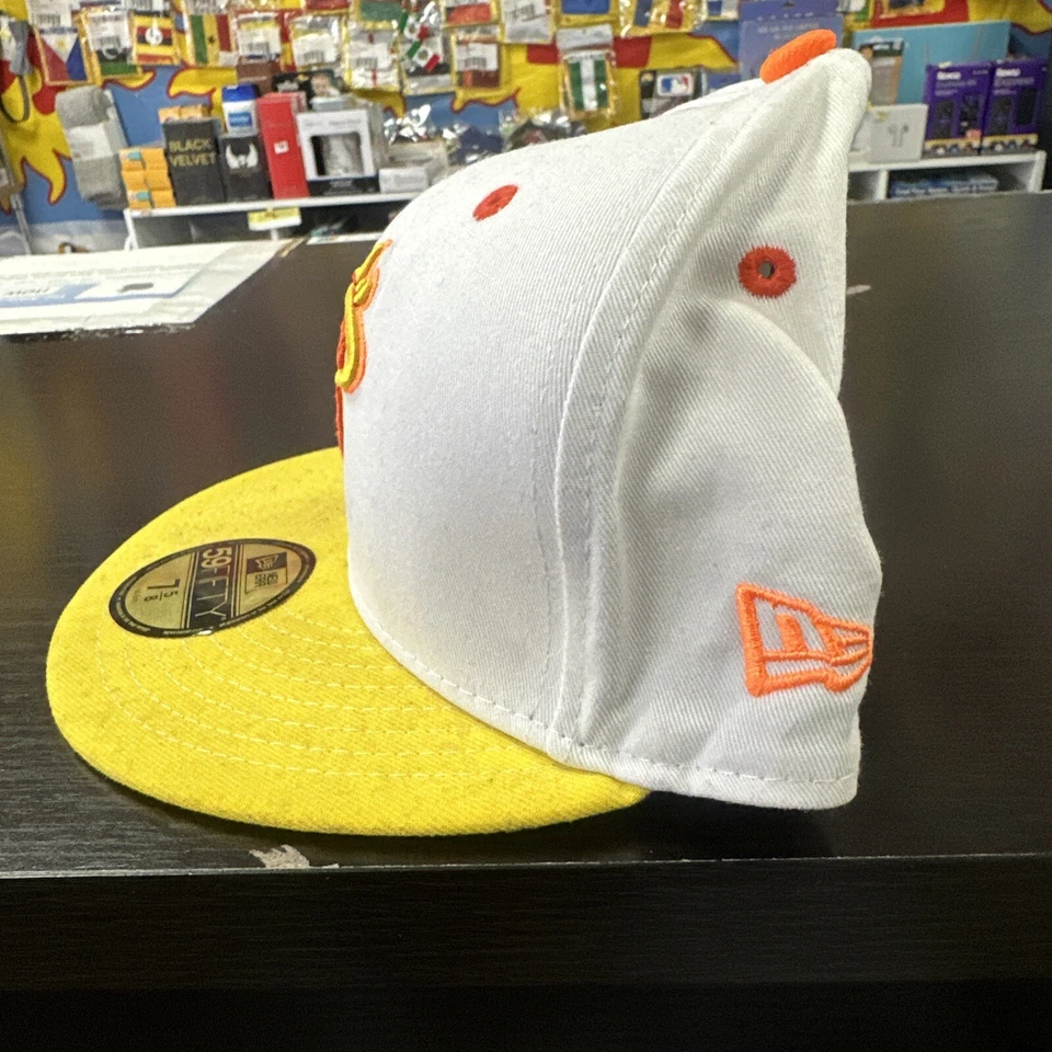 Hardwood Classics Miami Heat New Era 59Fifty White And Yellow Sz 7 5/8 - Image 3 of 4