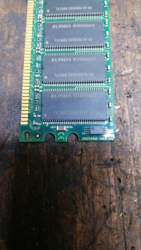 EBD25UC8AAF A 6B 256MB PC-2700U-2533c0-a1 Random Access Memory RAM Dell 2400 - Picture 6 of 12