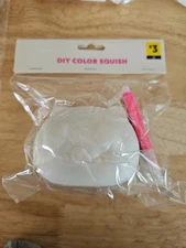 Old East Main Co DIY Color Squish BEAR Accessary Art Craft Project Kit- NEW