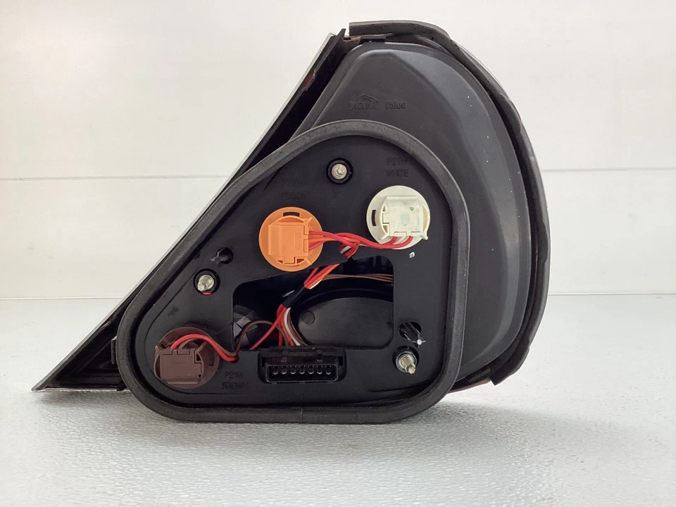 2008-2009 JAGUAR XJ VDP REAR LEFT DRIVER SIDE TAIL LIGHT ASSEMBLY OEM — 第 2/4 张图片