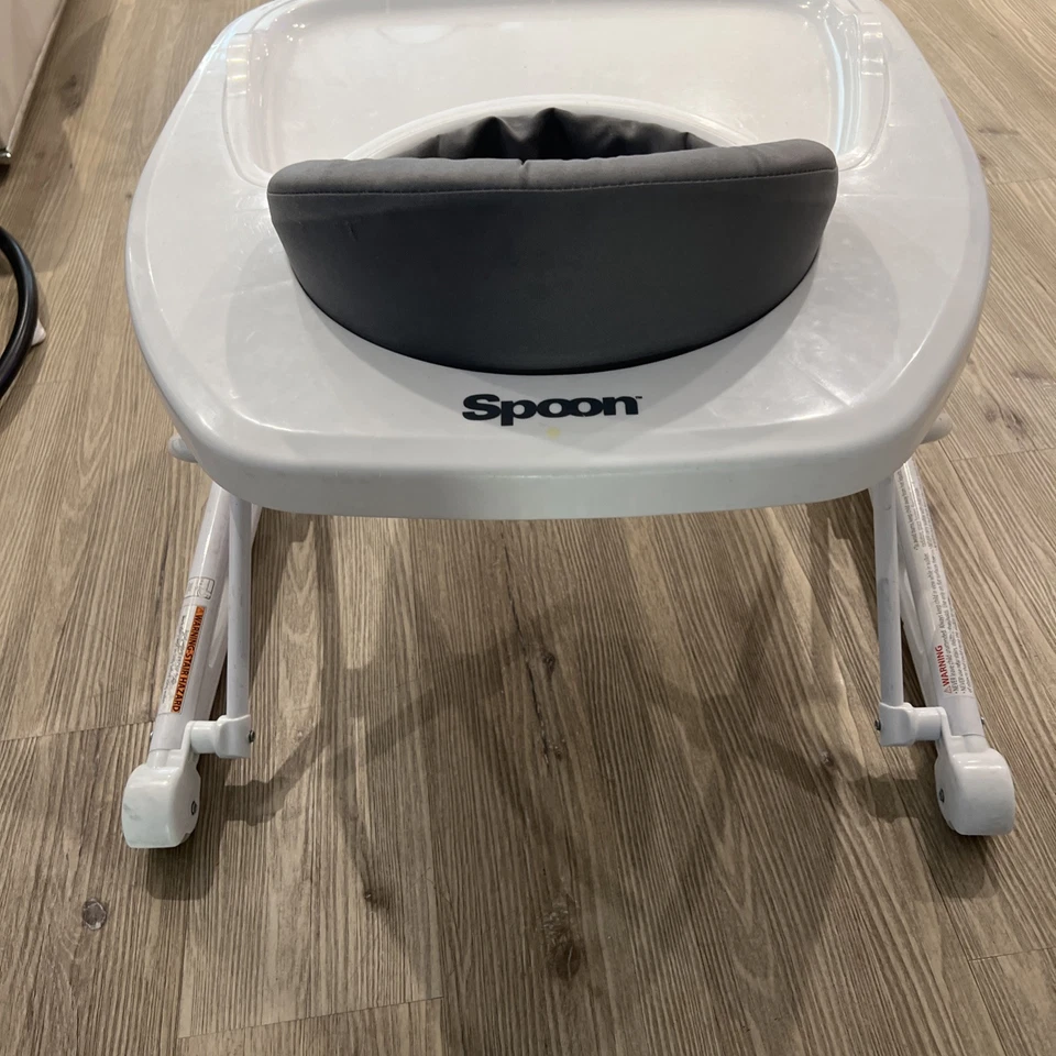 Cuchara Joovy Andador para Bebés y Centro de Actividades con Tres Alturas Ajustables Foto 4 de 4