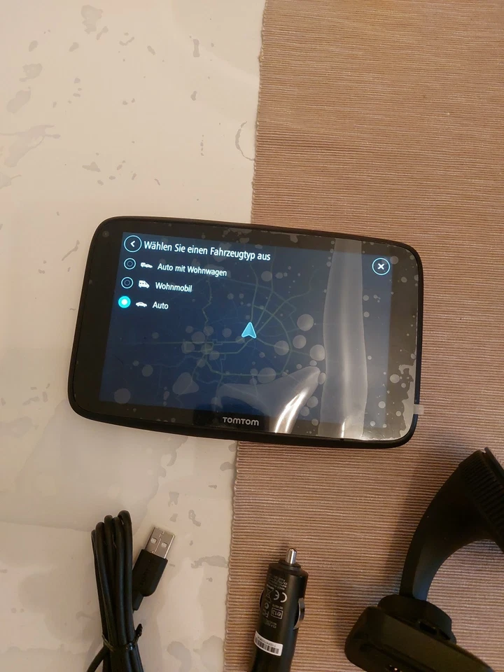 TomTom GO Camper MAX 2.Generation 7" Wifi Navigationssystem World Karten - Bild 2 von 3