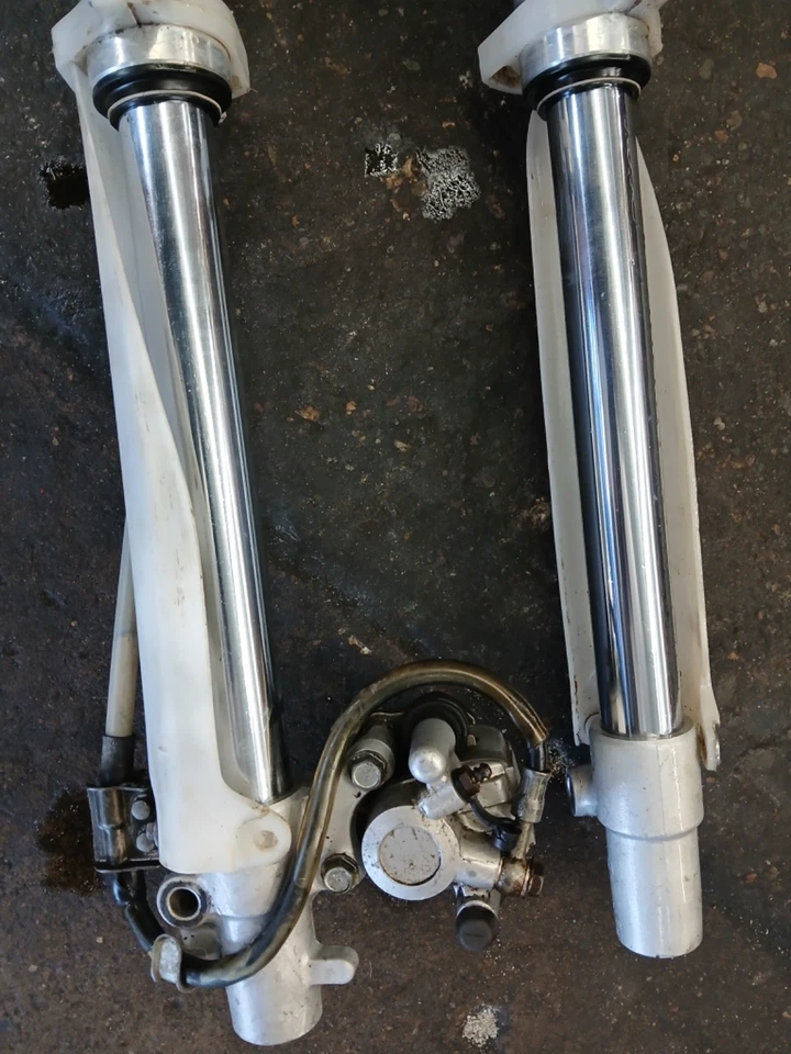 Kawasaki KX80 KX100 1992 suspensión delantera horquillas amortiguadores triple árbol cromado Foto 3 de 4