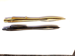 WECLE Pencil Set 2 Japan Signed