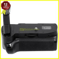 Vertical Grip for Nikon D5100 D5200 D5300 Cameras. Battery pack. Grip