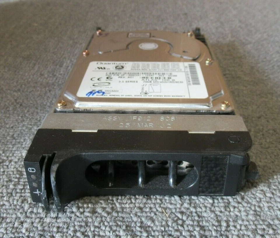 Dell Quantum KW73J461 2G341 Atlas 10K III 73GB 10K U160 SCSI 8MB 3.5" HDD - Image 2 of 4