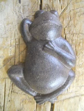Lot of 2 Cast Iron BROWN FROGS Garden Statue FROG Pool Pond Lake Home Decor TOAD