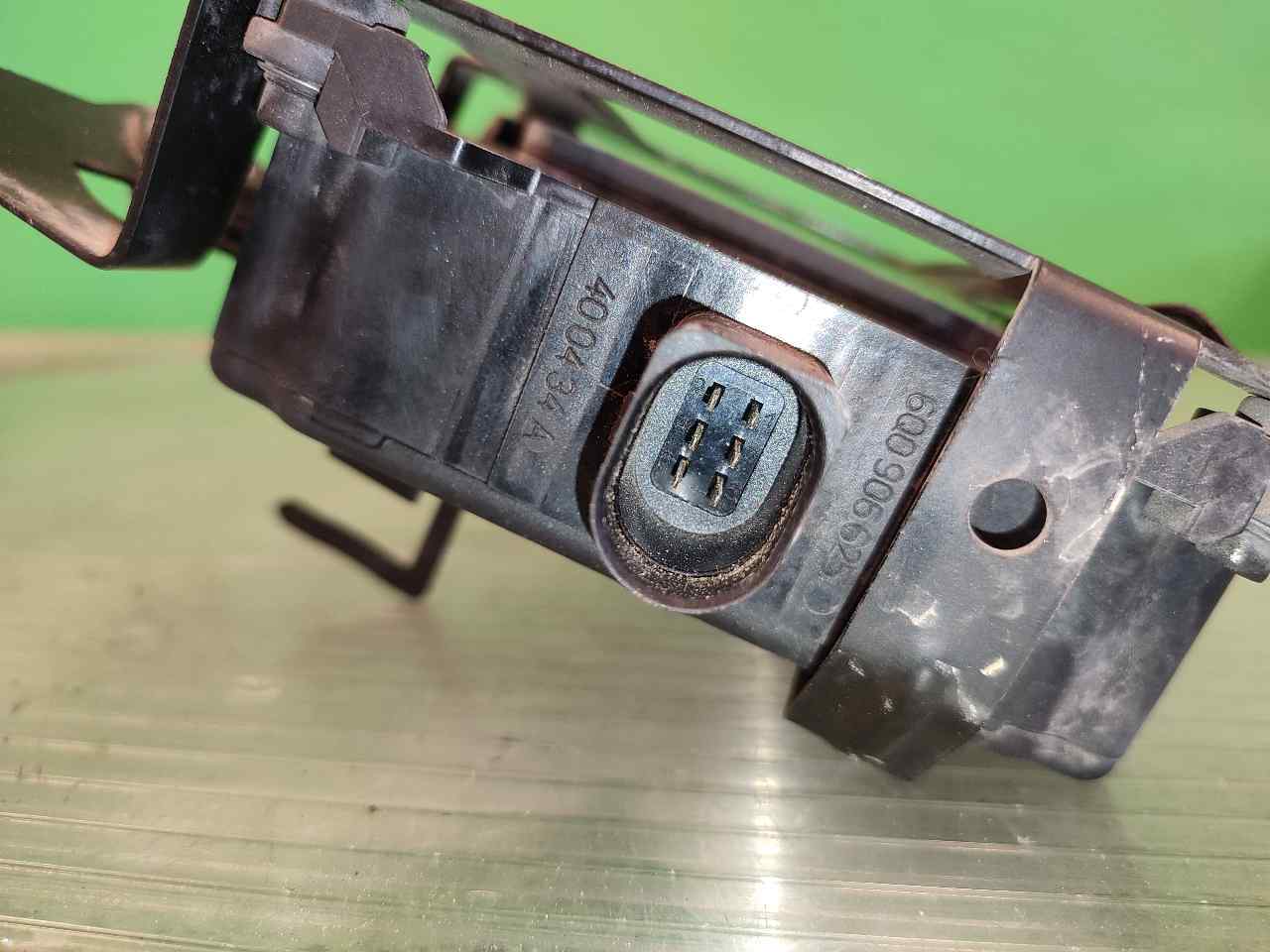 6Q0906625 luftventil für AUDI A3 2.0 TDI 16V QUATTRO 2003 125378  