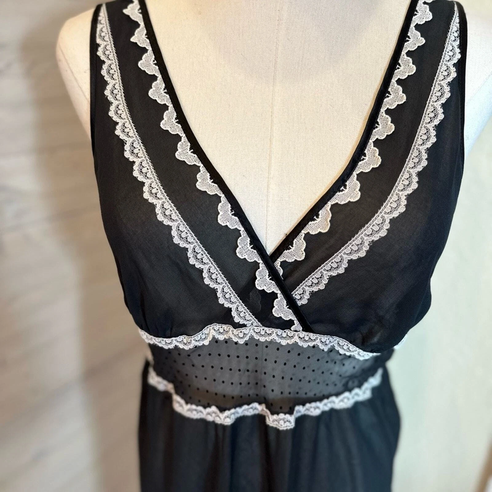 UNDERCOVER Victoria‎ Secret taglia Medium nero con pizzo bianco chiffon mini abito slip trasparente