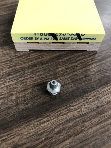 Blackmer Grease Fitting OEM 317815 - Bild 1 von 2