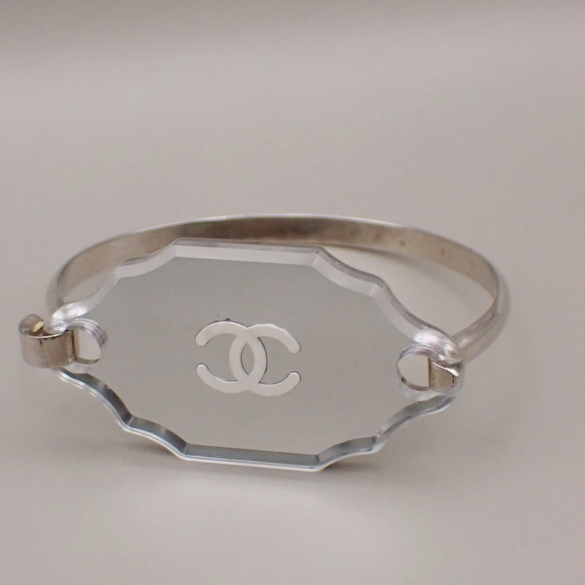 Bracciale CHANEL CC Logo Specchio 03C Argento Francia Accessorio 62RK170