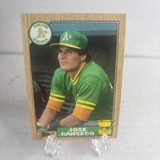 1987 Topps #620 Jose Canseco Oakland Athletics All-Star Rookie Baseball Card-NM. rookie card picture