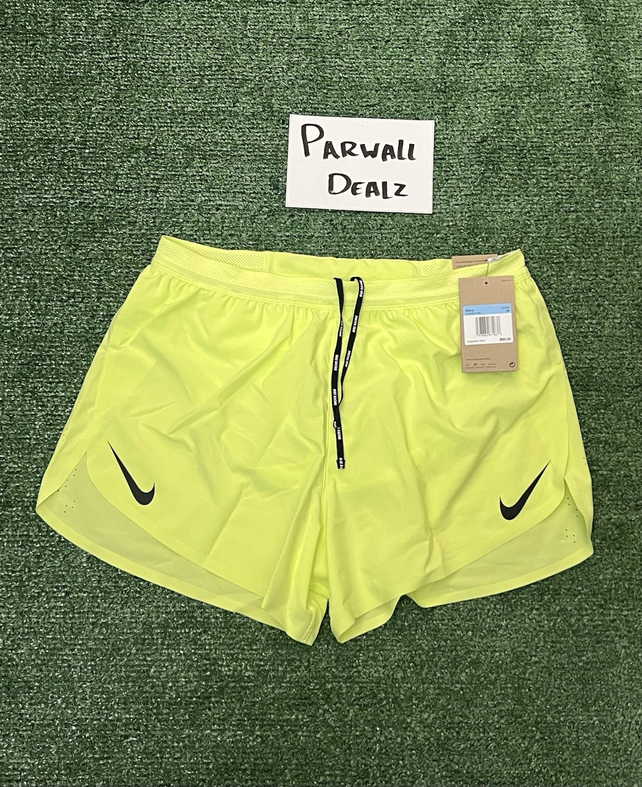 Nike ADV AeroSwift 4" Brief-Lined Shorts Neon Yellow Mens Size Medium FN3352-736