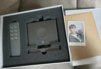 Lampe d'ambiance BTS JUNGKOOK Mikrokosmos Collection OFFICIELLE Artist-Made p... - Photo 1/3