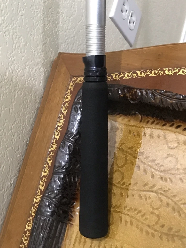 CAÑA DE PESCAR DE FUNDICIÓN ULTRA LIGERA HECHA A MEDIDA FIBRA DE VIDRIO AMARILLO SABRE 4’7” FT 2-8LB Foto 3 de 4