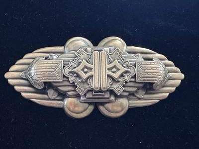 Antique Art Deco Vintage Brass Brooch Pin Estate Jewelry Ornate Details Quality