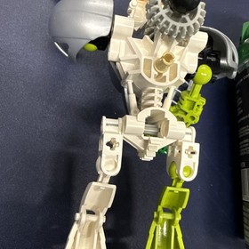 LEGO BIONICLE: Lewa Nuva (8567) 4181739 Green Blades - Incomplete