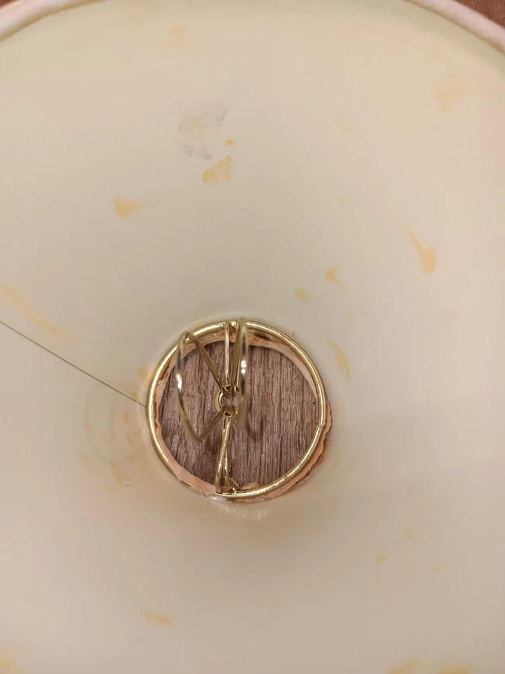 Embroidered Floral Clip-On Lampshade, Basket Motif, Waffle Weave - Image 4 of 4