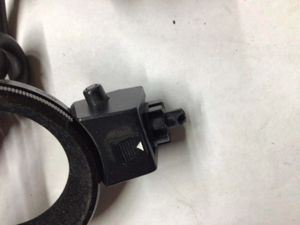 Olympus 1 T Power Control 1 with 2 modeling flash and macro ring - Image 4 of 4