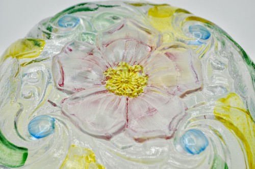 Vintage Indiana Glass Wild Rose Multi Color 9" Serving Bowl (1940s) - Picture 10 of 10