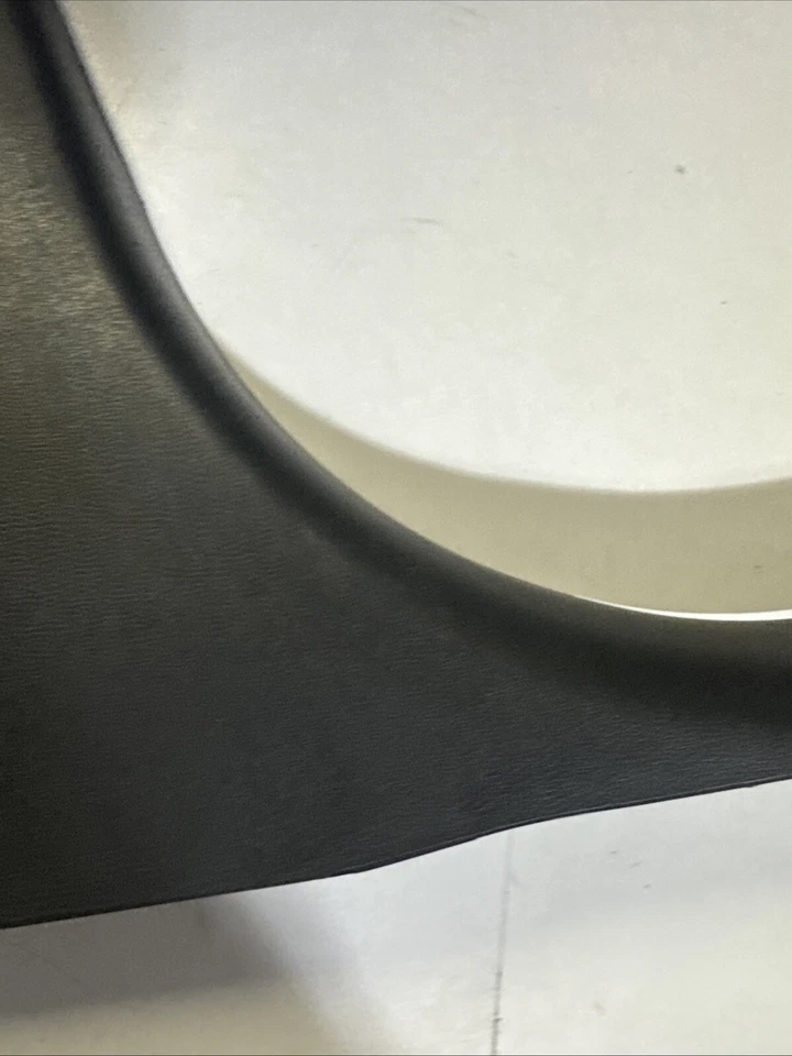 2007-2011 BMW 335I LEFT Lower B Pillar TRIM Panel 7058337  Black Interior Foto 4 de 4