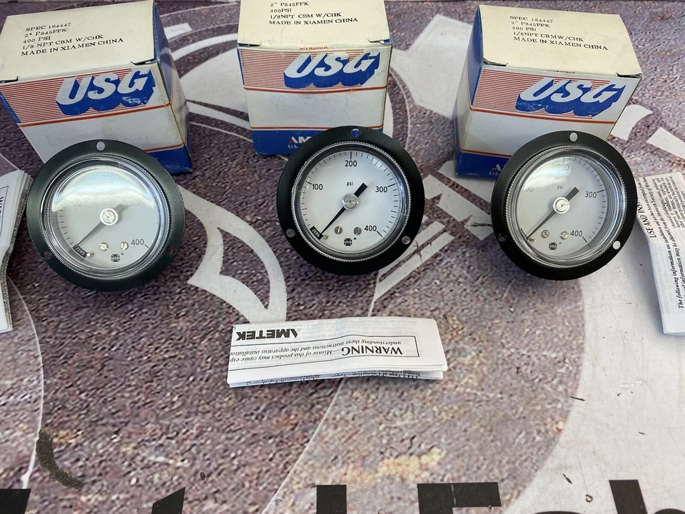USG P845FFK Pressure Gauge 0-400PSI Conn. 1/8” NPT CBMW/CHK Size 2” Qty 3  - Image 4 of 4