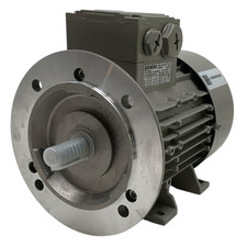 1LE1002-0CB22-2JA4 Siemens       3-Phase Motors