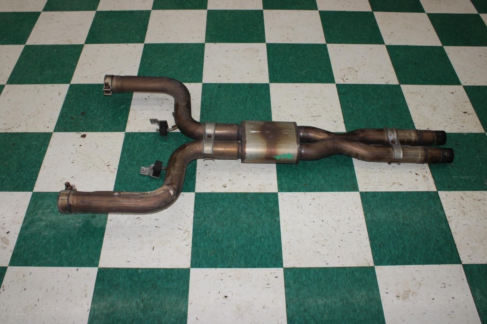 18-21 Ghibli 3.0L Motor Engine Factory Exhaust System Midpipe Mid Pipe Resonator