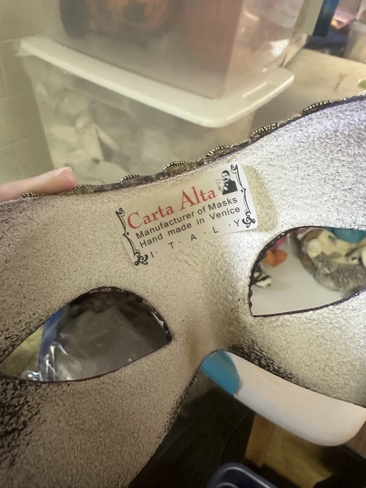 Vintage Venetian Decorative Mask Carta Alta Hand Made In Venice, Italy Rare! - Image 4 of 4