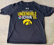 Under Armour Men's Iowa Hawkeyes 2016 Rose Bowl Game Undeniable T-Shirt XL