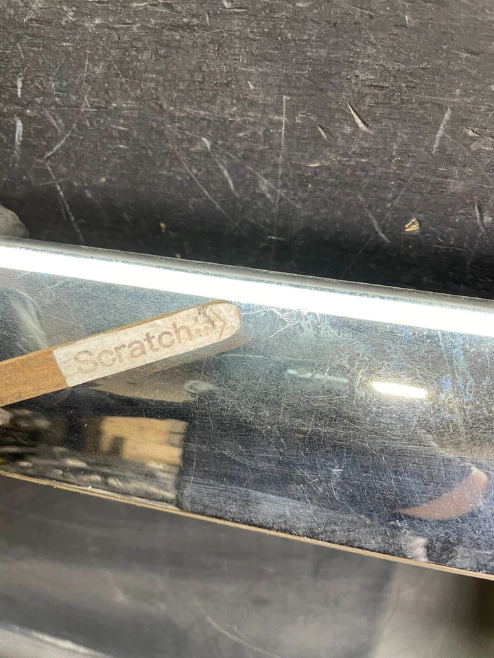 2003 to 2006 Lincoln Navigator Trunk Liftgate License Plate J4108 PS - Image 4 of 4