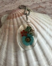 Beautiful new plastic Dried Pressed flower key ring key fob