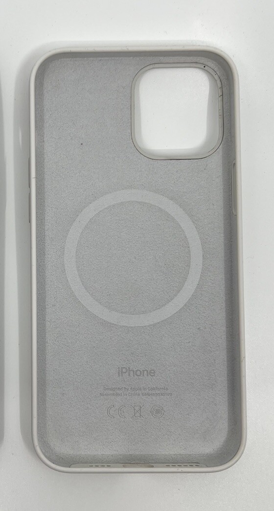 Apple Silicone Case with MagSafe for iPhone 12 Pro Max