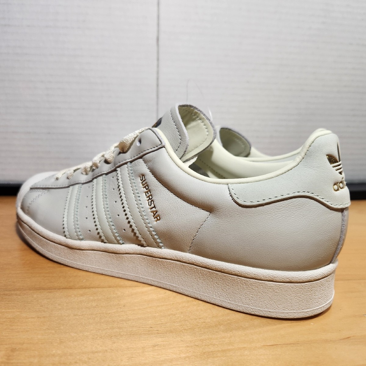 Men Sz 9.5 - Adidas OG Superstar Sneakers Cream Leather H00168 New