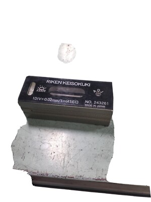 ASAHI Riken Keisokuki Mfg. Co. Precision Level W/ Case GUC