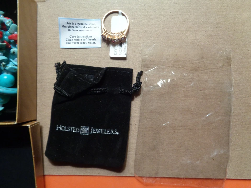 Lote de joyería, con anillo y reloj. Foto 2 de 4