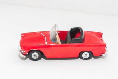 Norev 1:43 – Simca Chambord Avec Caravane Henon – Miniature Collection – Occasion