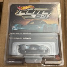 Aston Martin Valkyrie 13 metal verde azulado escala 1:64 Hot Wheels Elite 64