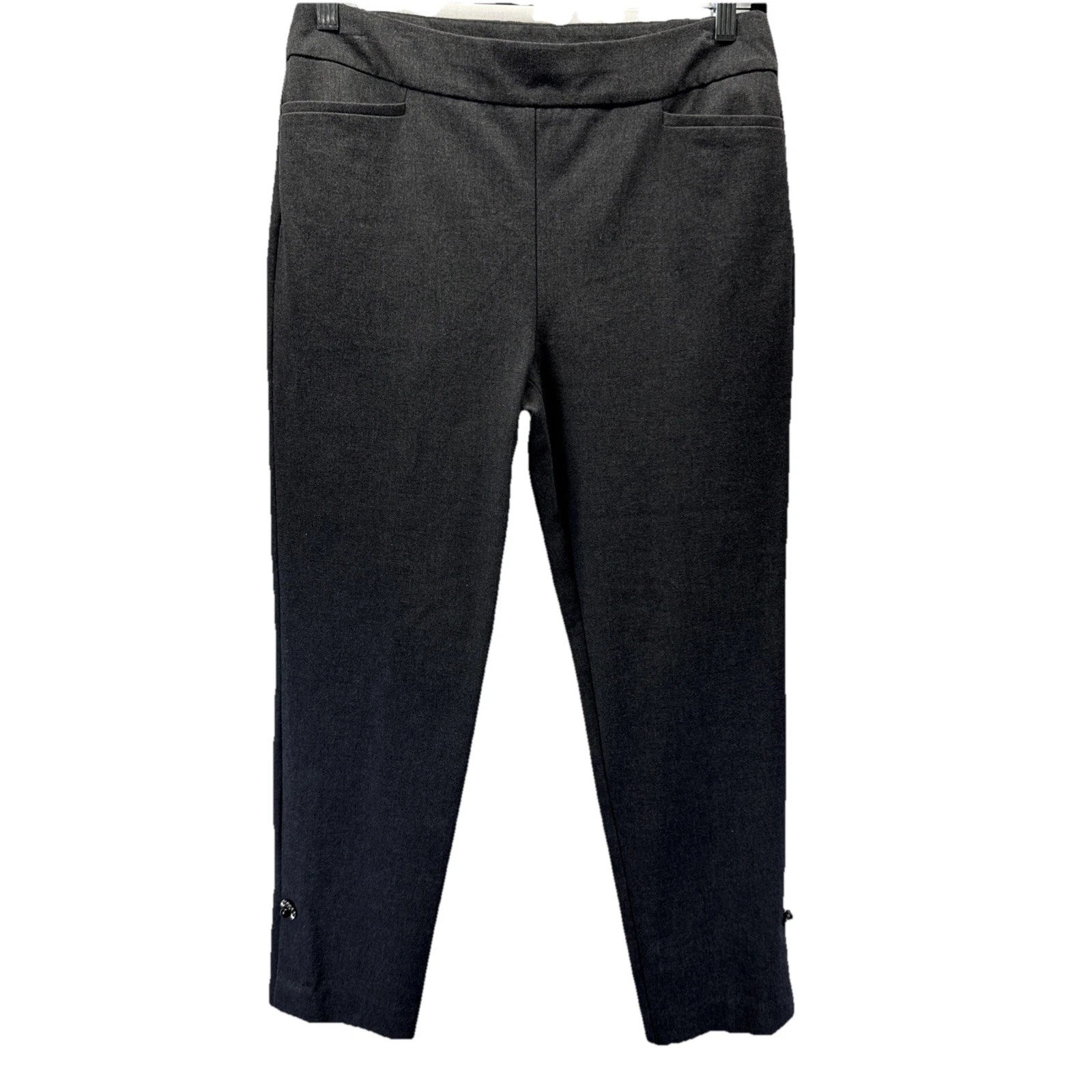 Chicos Women's Solid Gray Pull On Pants Size Medium Capri Button Accent Pockets