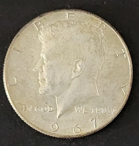 1967-P Kennedy Half Dollar 40% Silver Coin 50c Philadelphia Mint Circulated