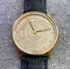 Bulova Accutron Mens 7 Jewel Swiss Quartz Watch 33mm Gold Tone Case A20