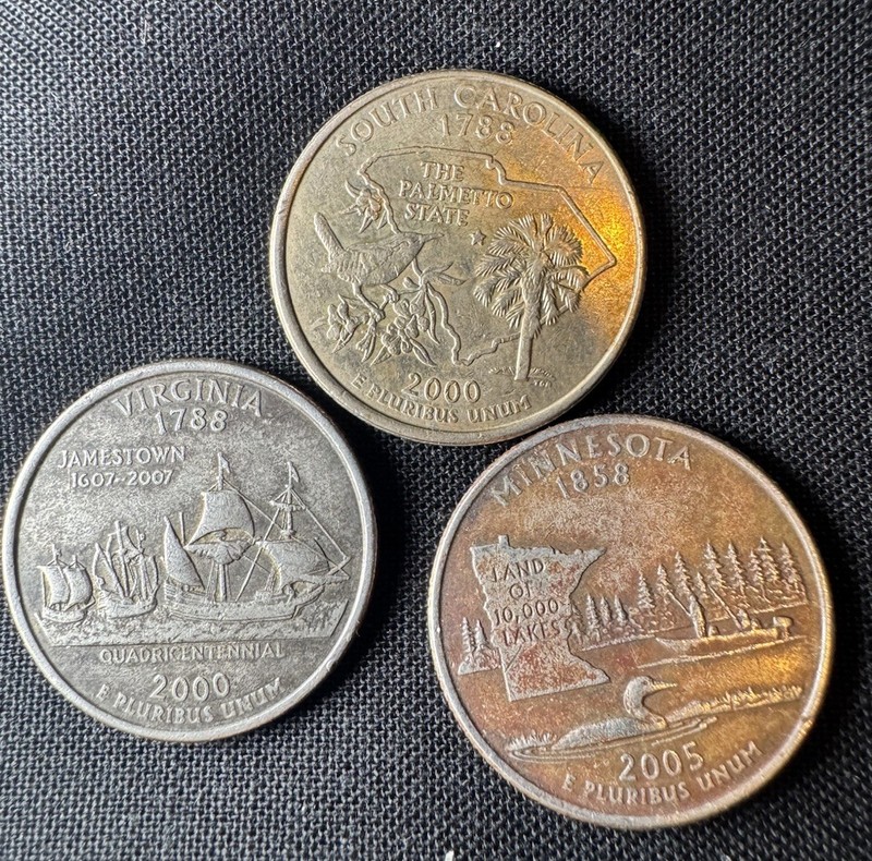 Colorized State Quarters 25C P/D Business Strike Lot: 2000 SC, 2000 VA, 2005 MN