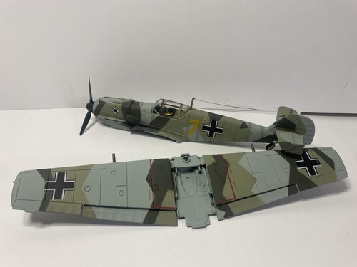 The Ultimate Soldier 32XW XtremeWings Messerschmitt Me-109E-4 WWII Airplane - Picture 9 of 24
