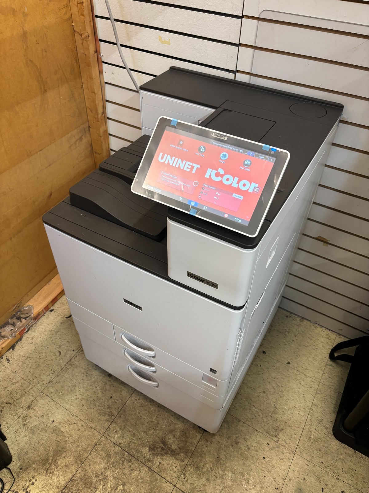 Uninet iColor white toner 800 printer with stand. All in one printer. 