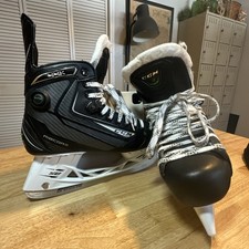 CCM Ribcore 44K Pump Hockey Skates Mens Size 7.5, Shoe Size 9D