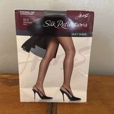 NEW Hanes Silk Reflections Silky Sheer Pantyhose Size CD Barely Black Sexy