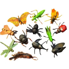 Vintage Toy Insects Bug Lot Of 12 Centipede Praying Mantis Bugs Insect