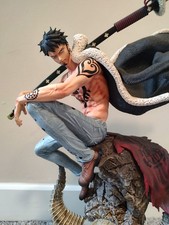 Trafalgar Law Statue Resin Black Wing Studio ...
