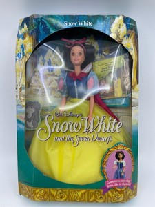 Disney Snow White and the Seven Dwarfs Doll
