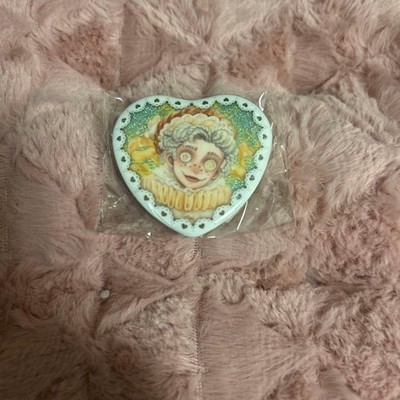 Identity V Akrobat Mike Morton Lame Kira Heart Can Badge